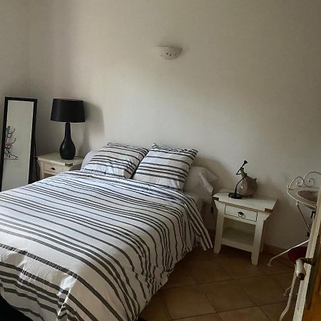 Sérignan-du-Comtat Studio Bord De Piscine מראה חיצוני תמונה