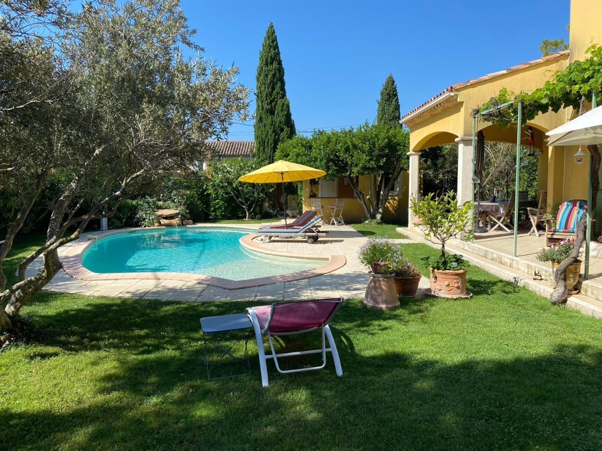 Sérignan-du-Comtat Studio Bord De Piscine מראה חיצוני תמונה
